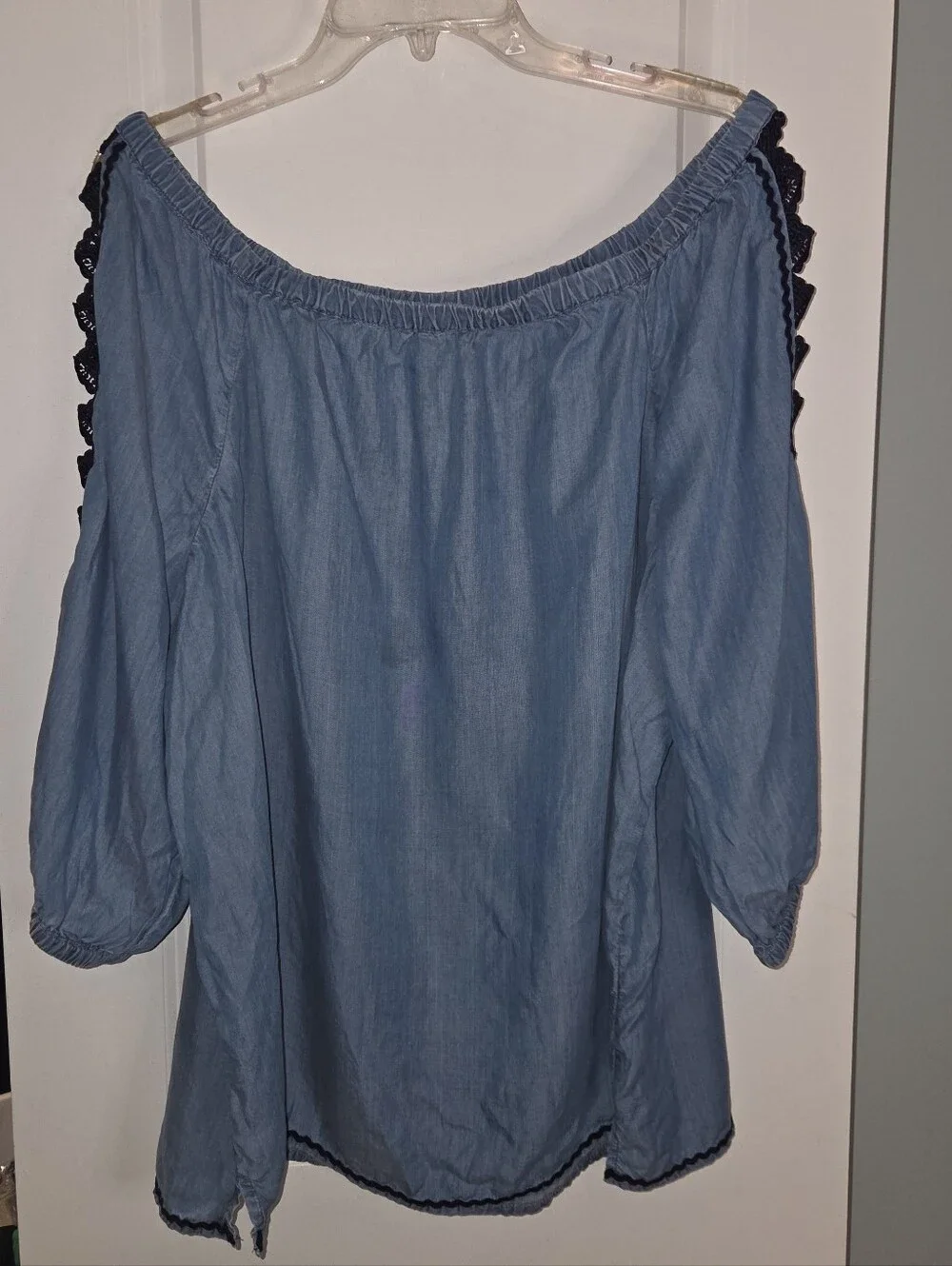 Crown & Ivy Chambray Plus Blouse - Picture 8 of 11
